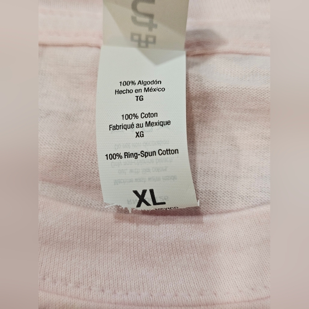 Disney's Juniors Fitted XL Pink Cheshire Cat Tee. New With Out Tags - Picture 3 of 3